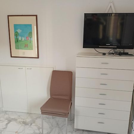 Appartamento 50 Mt Mare Con Parcheggio Riservato Riva Ligure Extérieur photo